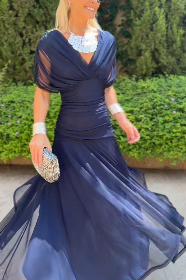 Magda™ | Robe longue élégante à décolleté en V