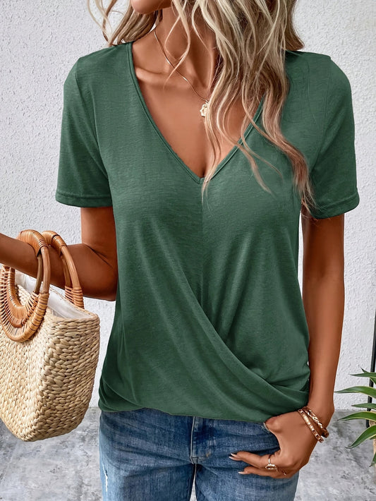 Lianna™ - T-shirt à col en V avec ourlet twisté