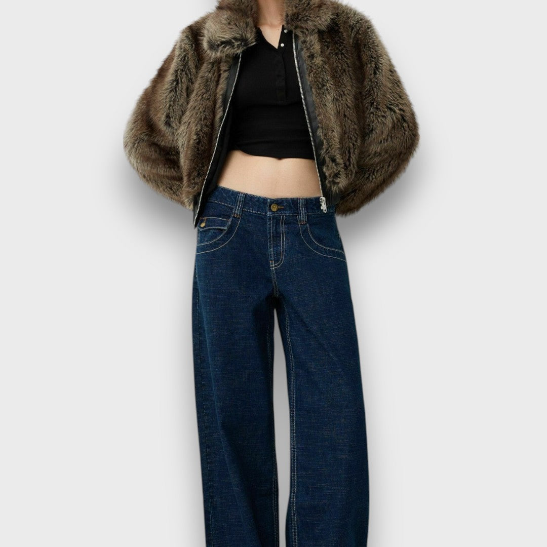 Amelia – Giacca corta in pelliccia sintetica con chic urbano