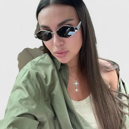 Lunettes de soleil élégantes Makynna