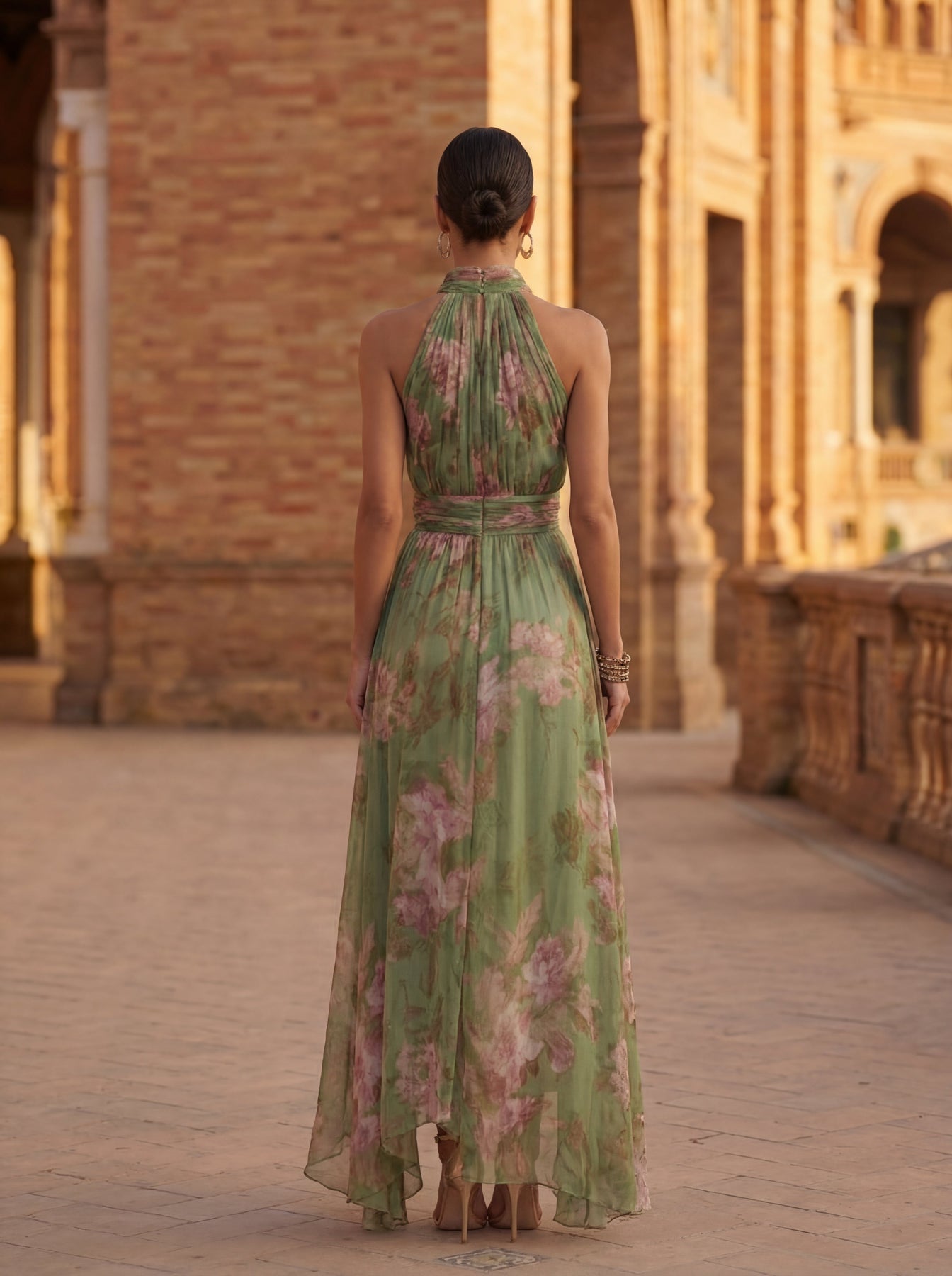Olivia | Robe Légère et Élégante à Dos Nu